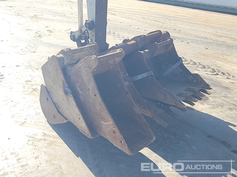 Mini pelle 2016 Takeuchi TB290: photos 23