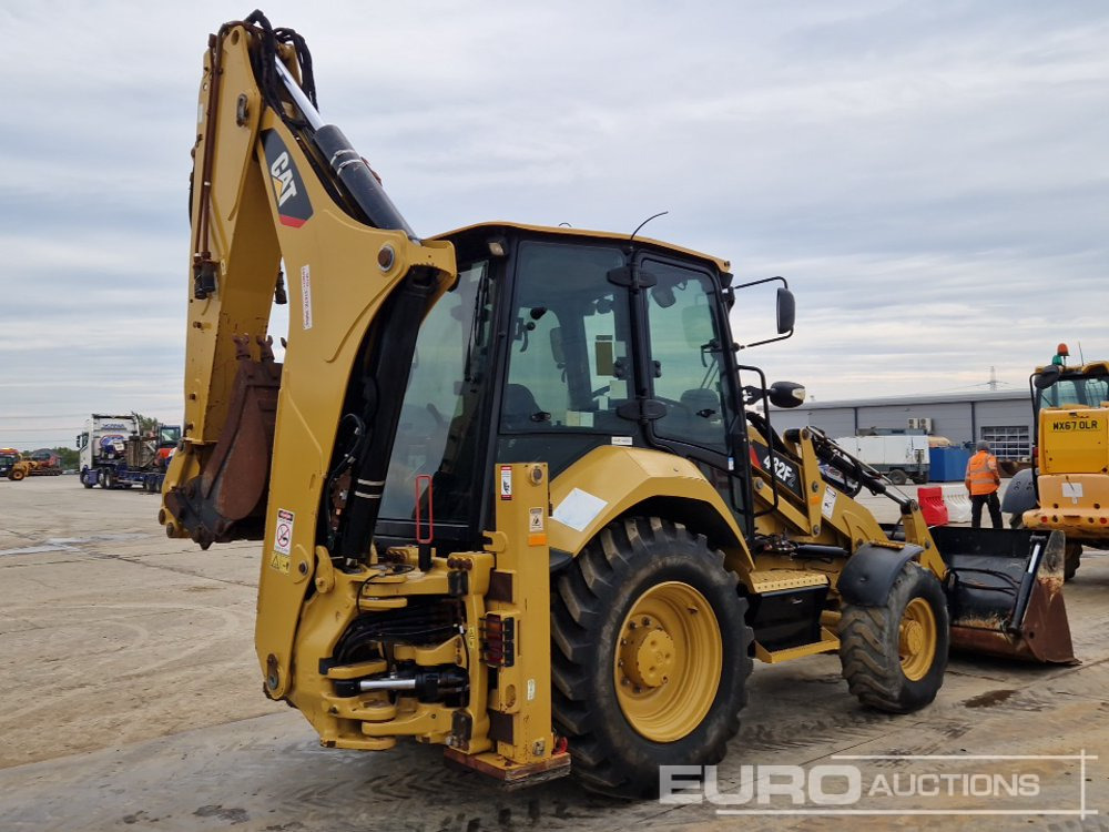 2017 CAT 432F2 - Tractopelle: photos 5 2017 CAT 432F2 - Tractopelle: photos 5