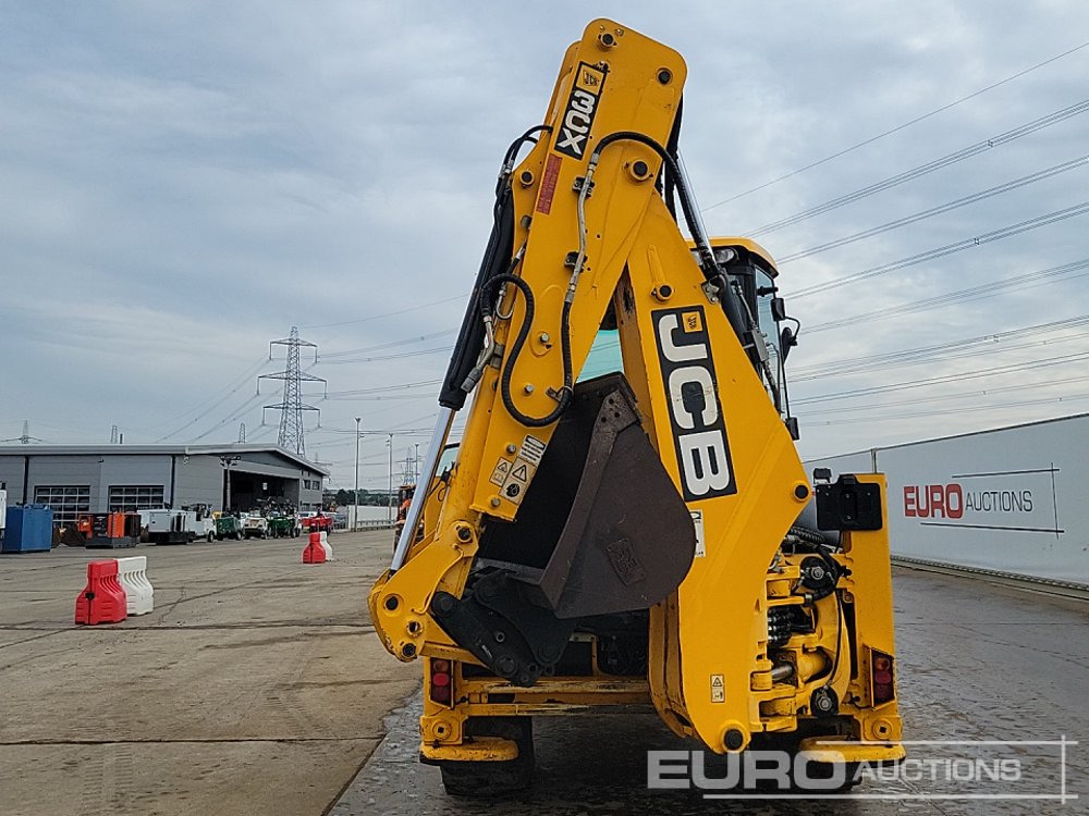 2017 JCB 3CX - Tractopelle: photos 4 2017 JCB 3CX - Tractopelle: photos 4