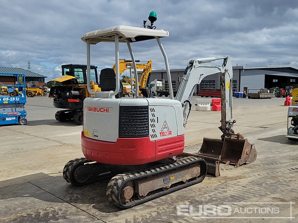 2017 Takeuchi TB23R - Mini pelle: photos 5 2017 Takeuchi TB23R - Mini pelle: photos 5