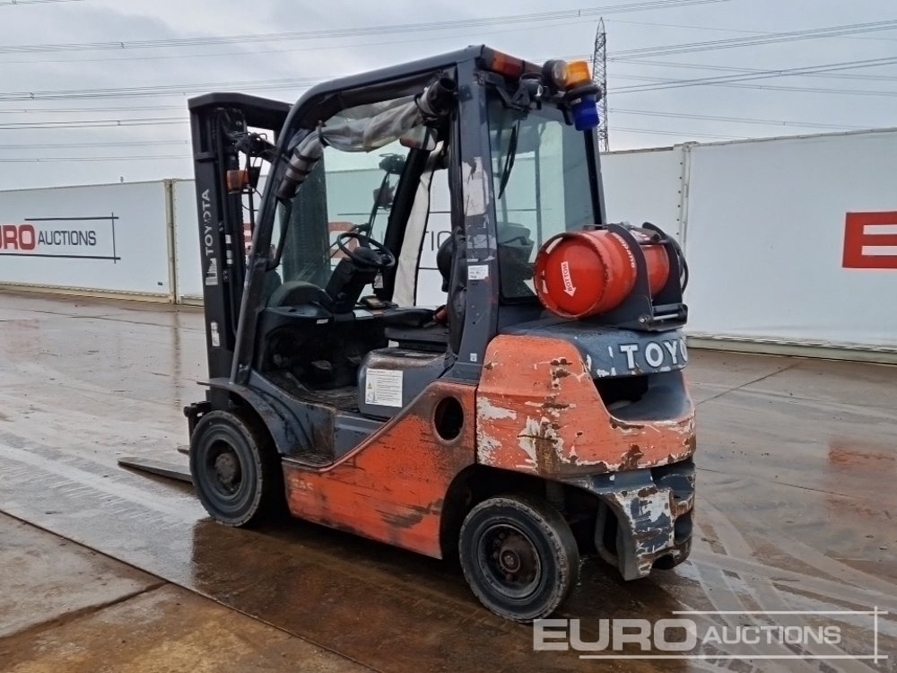 2017 Toyota 02-8FGF20 - Chariot élévateur: photos 3 2017 Toyota 02-8FGF20 - Chariot élévateur: photos 3