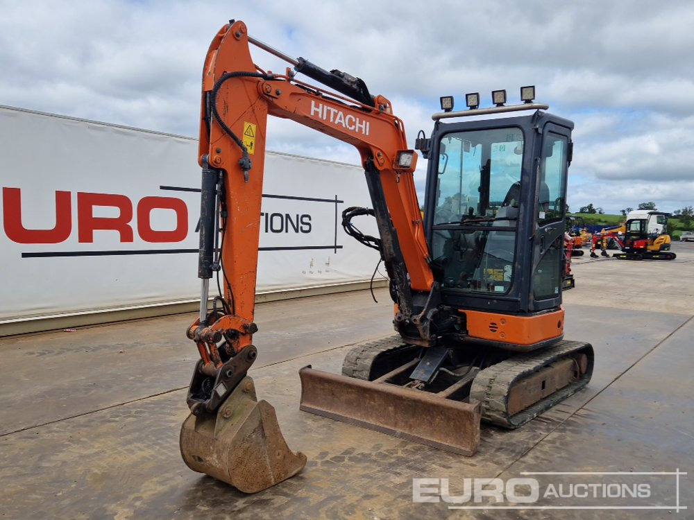 2018 Hitachi ZX33U-5A CLR - Mini pelle: photos 1 2018 Hitachi ZX33U-5A CLR - Mini pelle: photos 1