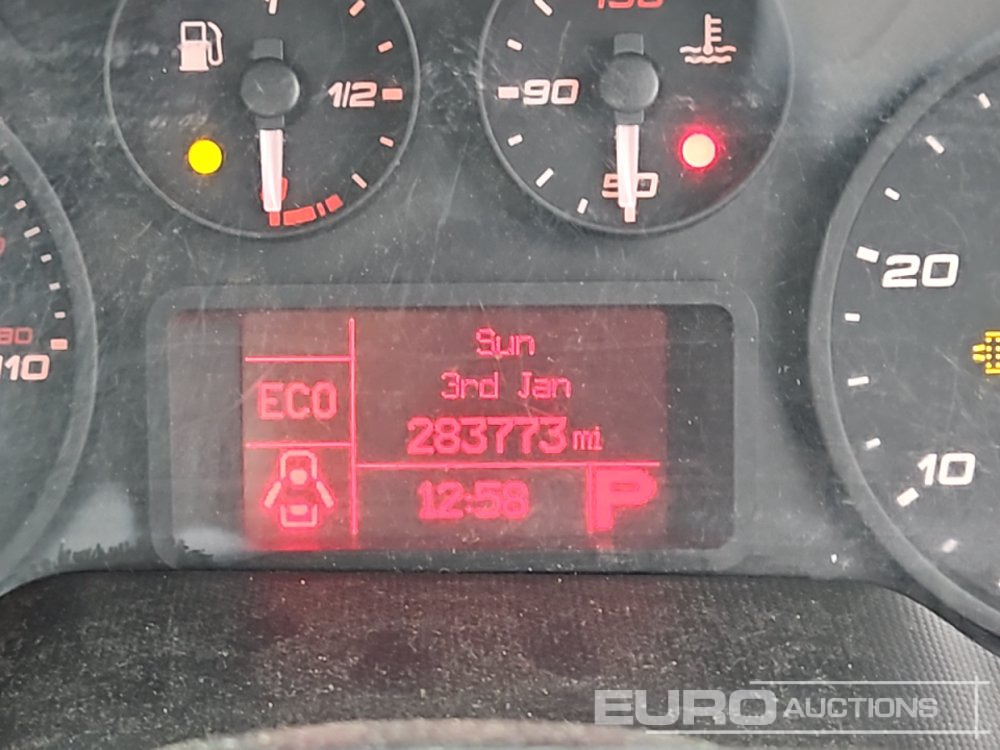 Utilitaire plateau 2018 Iveco Daily: photos 34