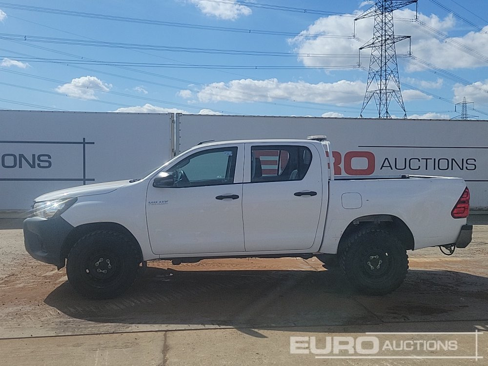 2019 Toyota Hilux Active D-4D - Pick-up: photos 2 2019 Toyota Hilux Active D-4D - Pick-up: photos 2