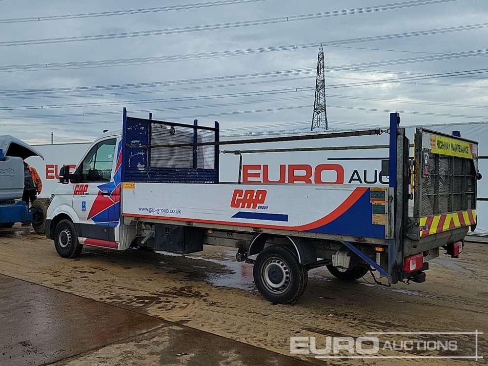 2019 Volkswagen Crafter CR35 - Utilitaire plateau: photos 3 2019 Volkswagen Crafter CR35 - Utilitaire plateau: photos 3