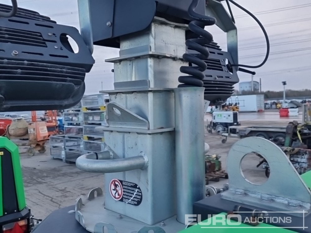 Mat d'éclairage 2020 Generac V20: photos 20