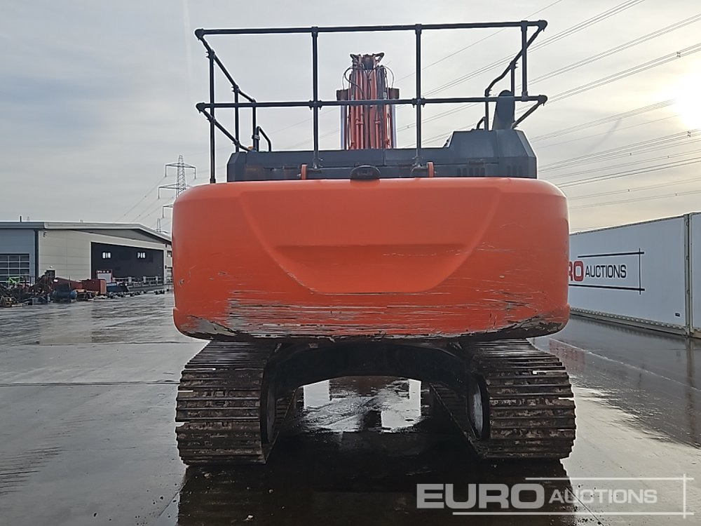2020 Hitachi ZX350LC-6 - Pelle sur chenille: photos 4 2020 Hitachi ZX350LC-6 - Pelle sur chenille: photos 4
