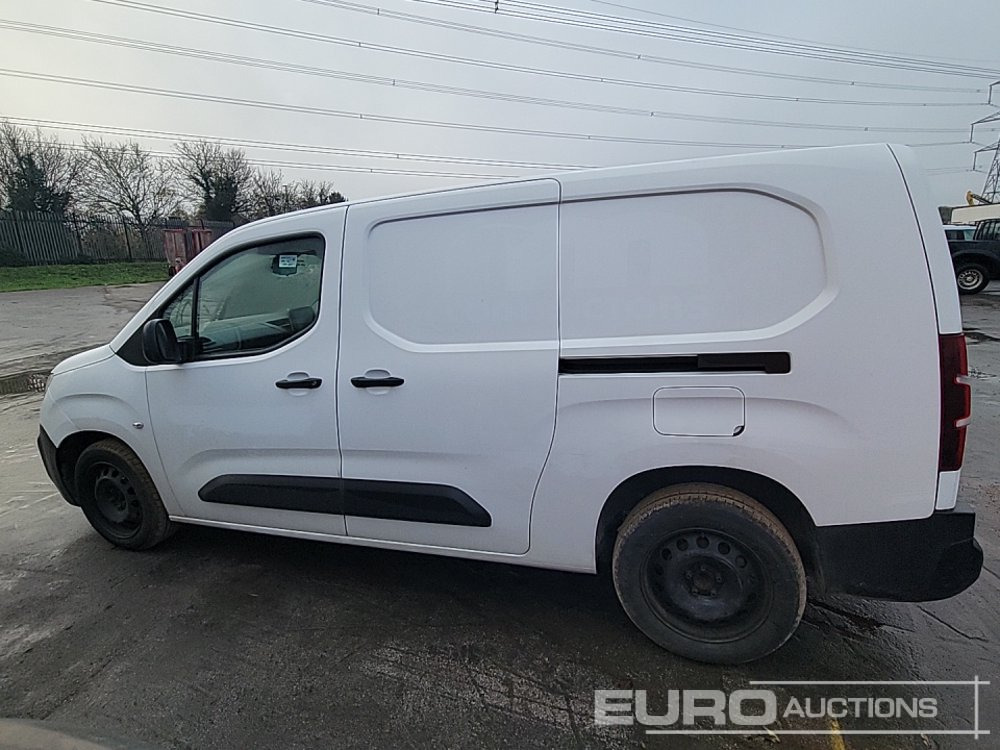 2021 Citroen Berlingo - Fourgon utilitaire: photos 2 2021 Citroen Berlingo - Fourgon utilitaire: photos 2