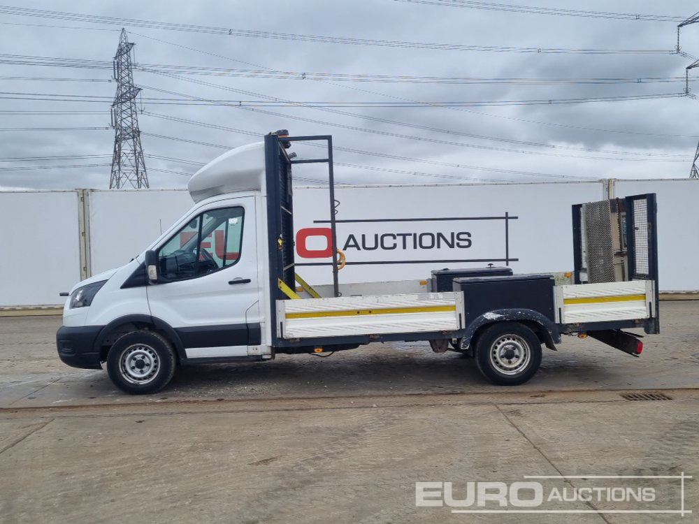 2021 Ford Transit 350 - Utilitaire plateau: photos 2 2021 Ford Transit 350 - Utilitaire plateau: photos 2