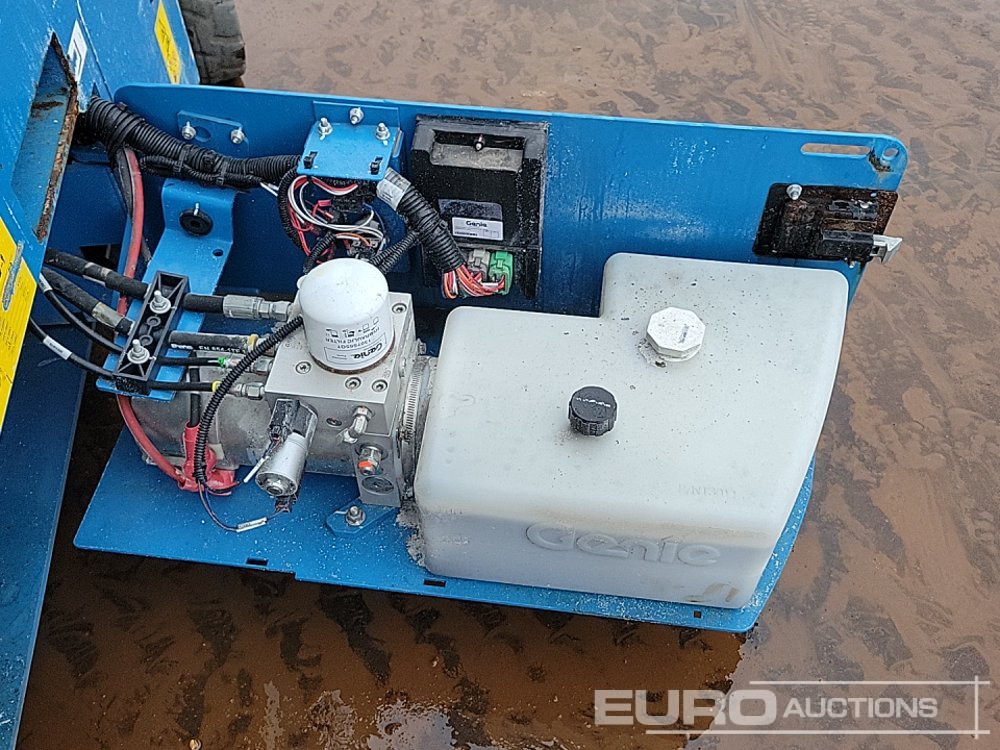 Nacelle 2021 Genie GS3246: photos 13