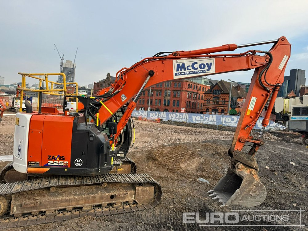2021 Hitachi ZX225USLC-6 - Pelle sur chenille: photos 4 2021 Hitachi ZX225USLC-6 - Pelle sur chenille: photos 4