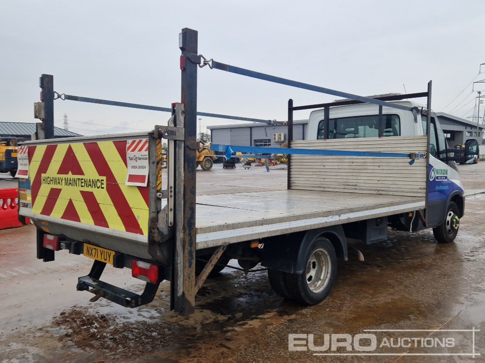 2021 Iveco 35-180 - Utilitaire plateau: photos 5 2021 Iveco 35-180 - Utilitaire plateau: photos 5