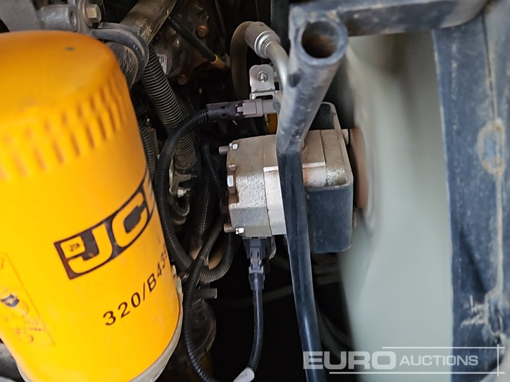 Chariot télescopique 2021 JCB 531-70: photos 28