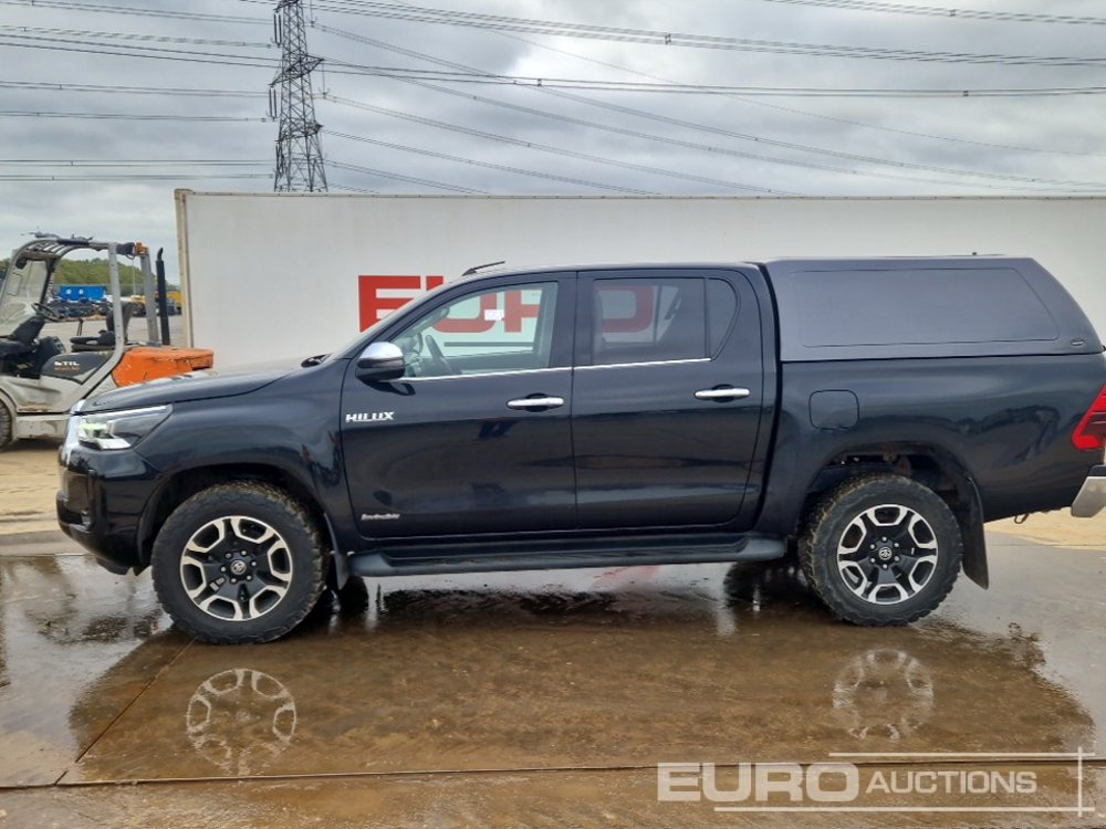 2021 Toyota Hilux Invincible - Pick-up: photos 2 2021 Toyota Hilux Invincible - Pick-up: photos 2