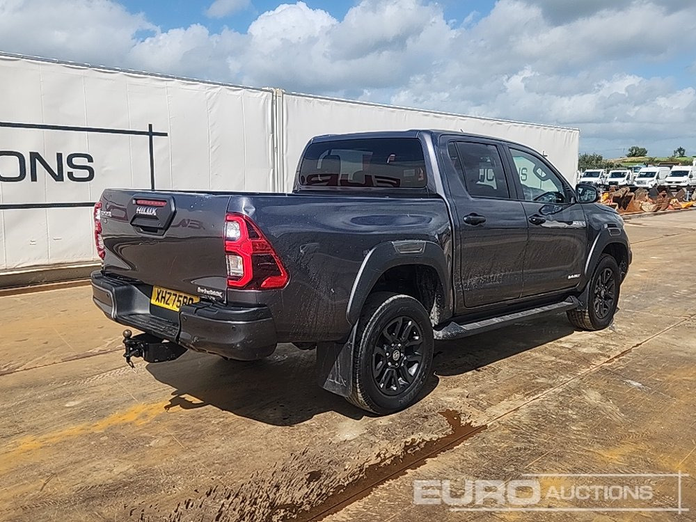 2021 Toyota Hilux Invincible X - Pick-up: photos 5 2021 Toyota Hilux Invincible X - Pick-up: photos 5
