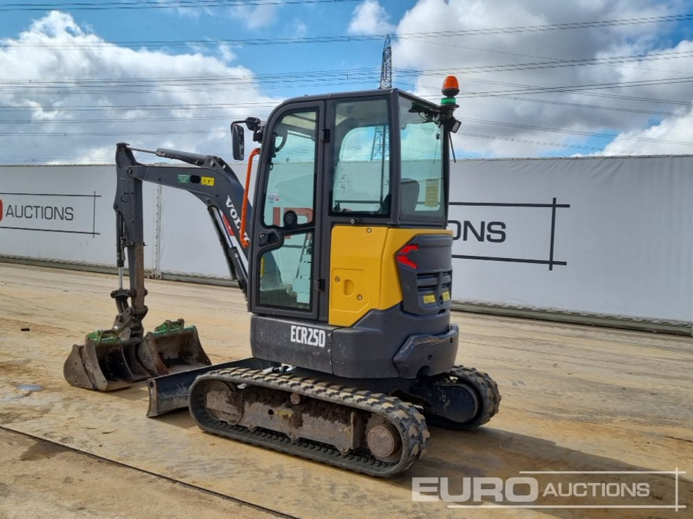 2021 Volvo ECR25D - Mini pelle: photos 3 2021 Volvo ECR25D - Mini pelle: photos 3