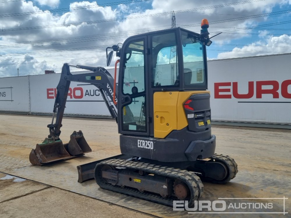 2021 Volvo ECR25D - Mini pelle: photos 3 2021 Volvo ECR25D - Mini pelle: photos 3