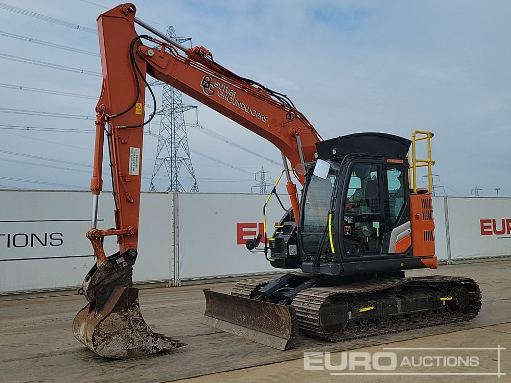 2022 Hitachi ZX135USBL-7 - Pelle sur chenille: photos 1 2022 Hitachi ZX135USBL-7 - Pelle sur chenille: photos 1