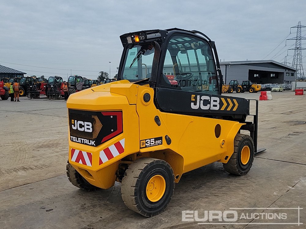 2022 JCB TLT35D 4X4 - Chariot télescopique: photos 5 2022 JCB TLT35D 4X4 - Chariot télescopique: photos 5