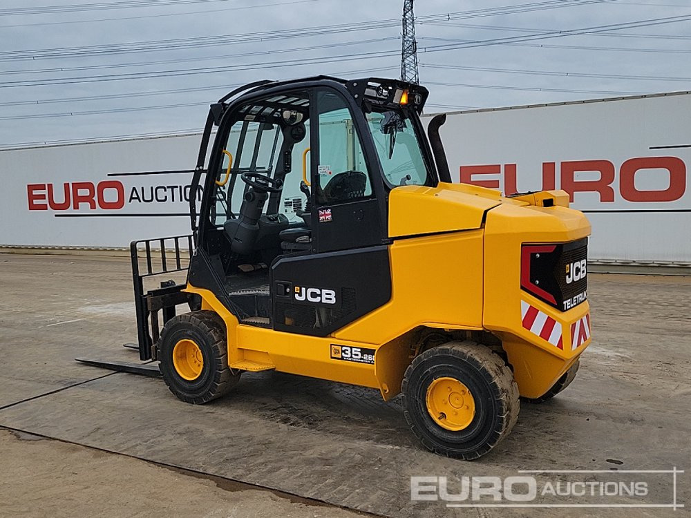 2022 JCB TLT35D 4X4 - Chariot télescopique: photos 3 2022 JCB TLT35D 4X4 - Chariot télescopique: photos 3