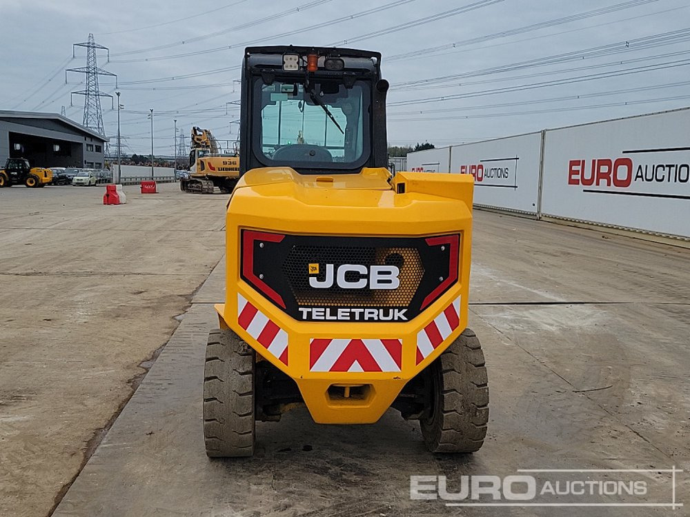 2022 JCB TLT35D 4X4 - Chariot télescopique: photos 4 2022 JCB TLT35D 4X4 - Chariot télescopique: photos 4