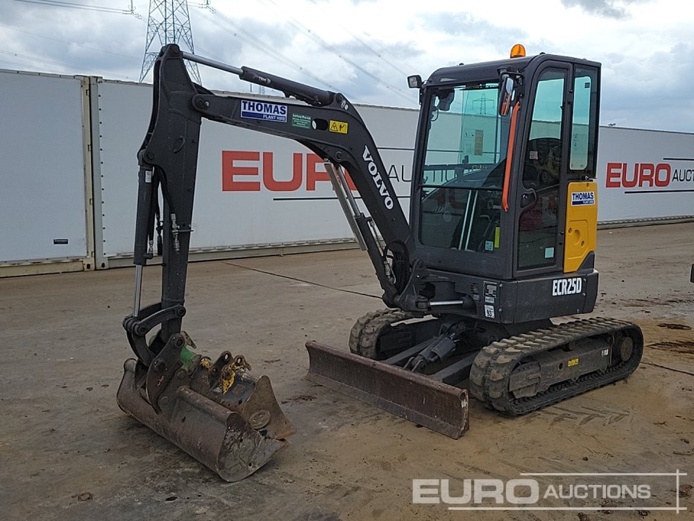 2022 Volvo ECR25D - Mini pelle: photos 1 2022 Volvo ECR25D - Mini pelle: photos 1