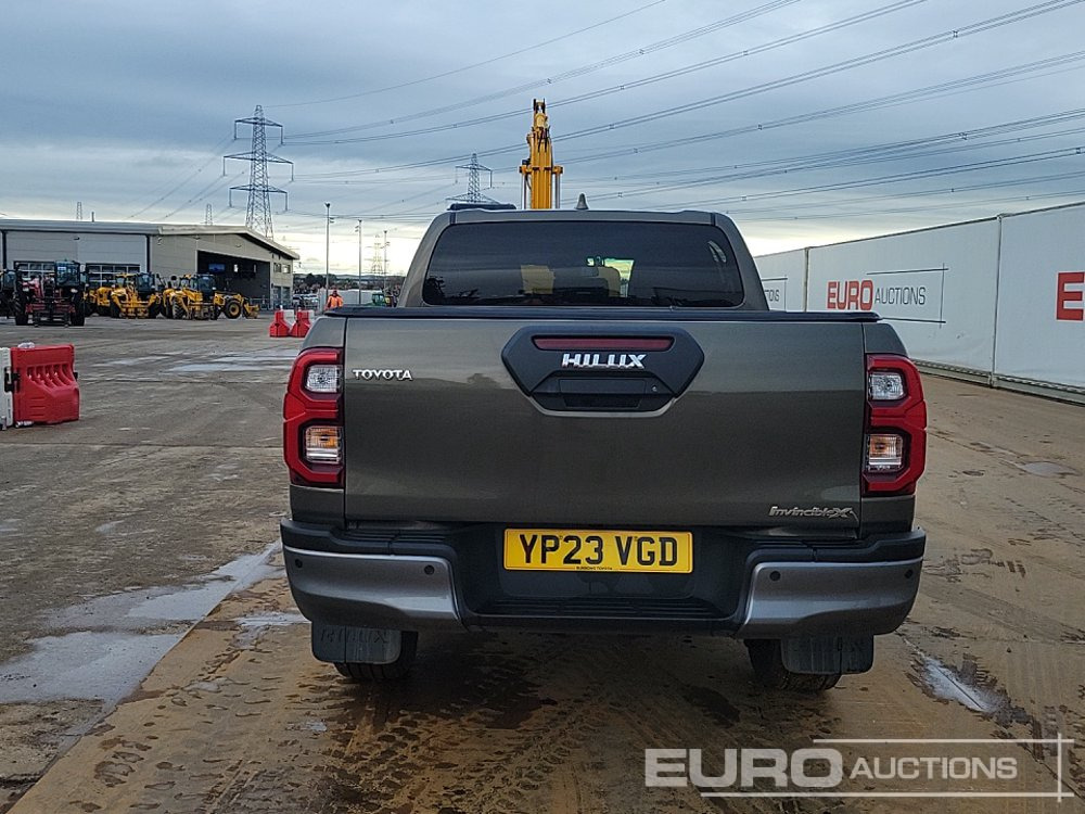 2023 Toyota Hilux Invincible X - Pick-up: photos 4 2023 Toyota Hilux Invincible X - Pick-up: photos 4
