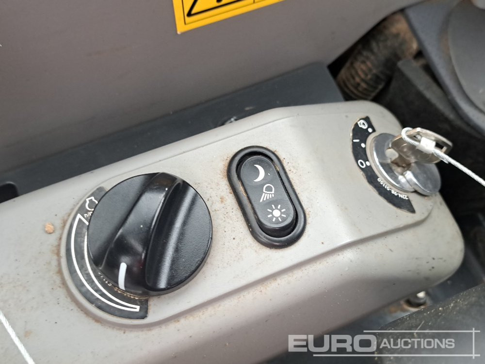 Mini pelle 2024 Komatsu PC55MR-5E0: photos 45