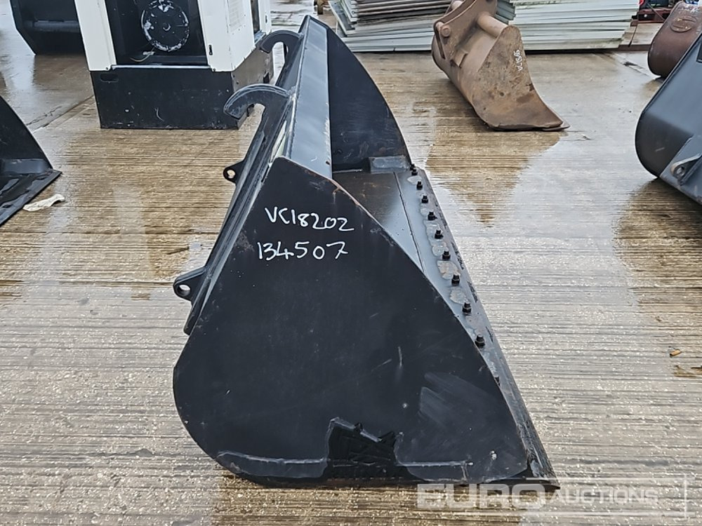 Godet neuf 2024 Rhinox 90" Loading Bucket to suit Telehandler: photos 6