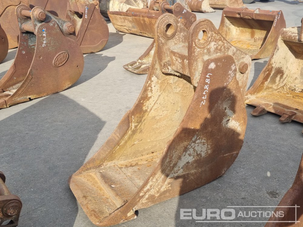 24" Digging Bucket 70mm Pin to suit 14-16 Ton Excavator - Godet: photos 1 24" Digging Bucket 70mm Pin to suit 14-16 Ton Excavator - Godet: photos 1