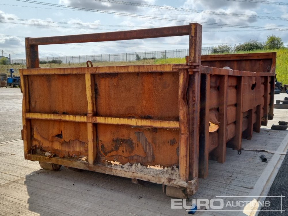 25 Yard RORO Skip to suit Hook Loader Lorry - Benne ampliroll: photos 1 25 Yard RORO Skip to suit Hook Loader Lorry - Benne ampliroll: photos 1