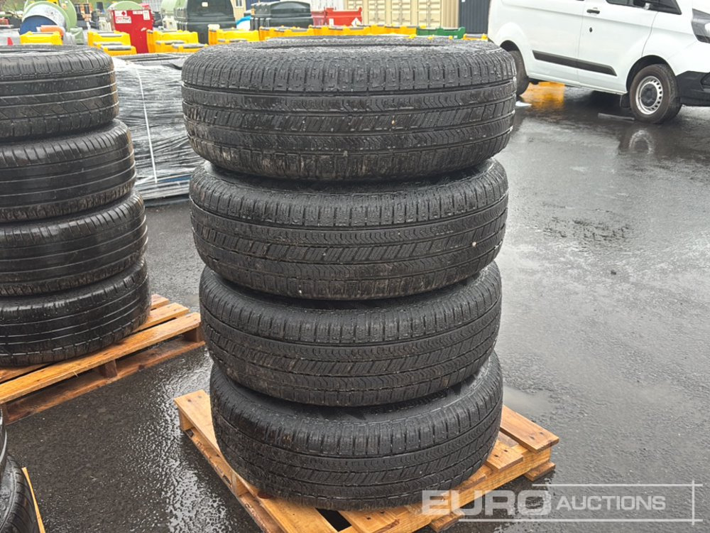 255/65R19 Alloys to suit Land Rover (4 of) - Pneu: photos 1 255/65R19 Alloys to suit Land Rover (4 of) - Pneu: photos 1