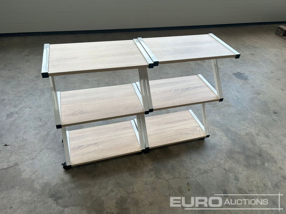 3 Tier Shelving Unit (2 of) - Matériel de chantier: photos 1 3 Tier Shelving Unit (2 of) - Matériel de chantier: photos 1