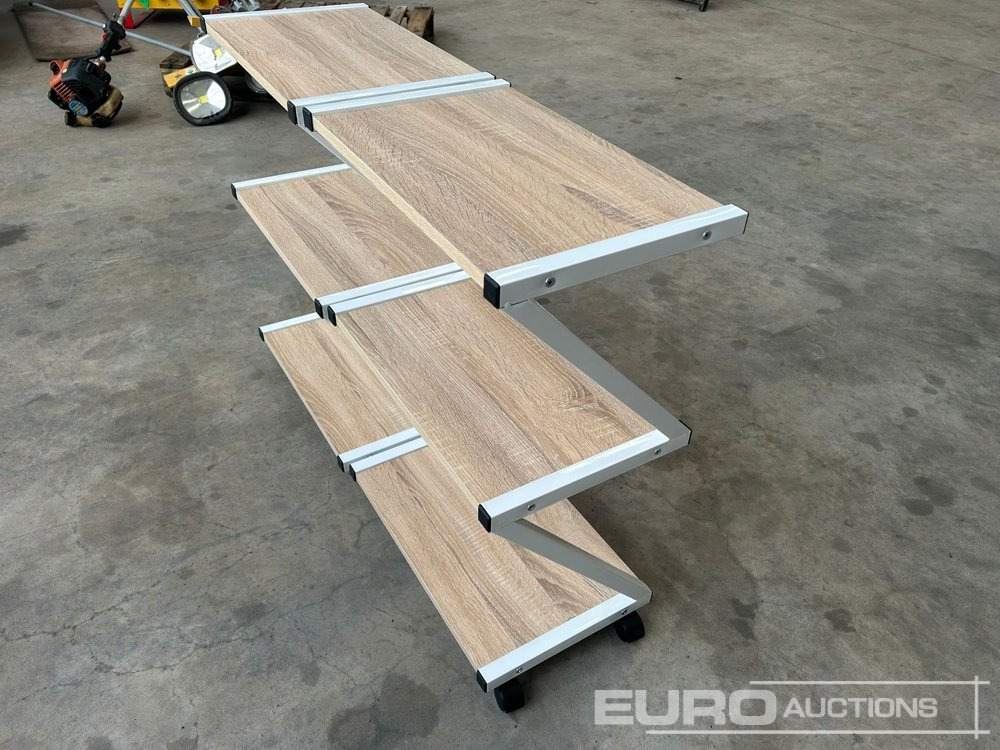 3 Tier Shelving Unit (2 of) - Matériel de chantier: photos 4 3 Tier Shelving Unit (2 of) - Matériel de chantier: photos 4