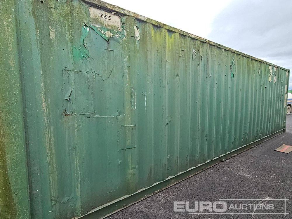 30' x 8' Container (Cannot Be Reconsigned) - Conteneur maritime: photos 2 30' x 8' Container (Cannot Be Reconsigned) - Conteneur maritime: photos 2