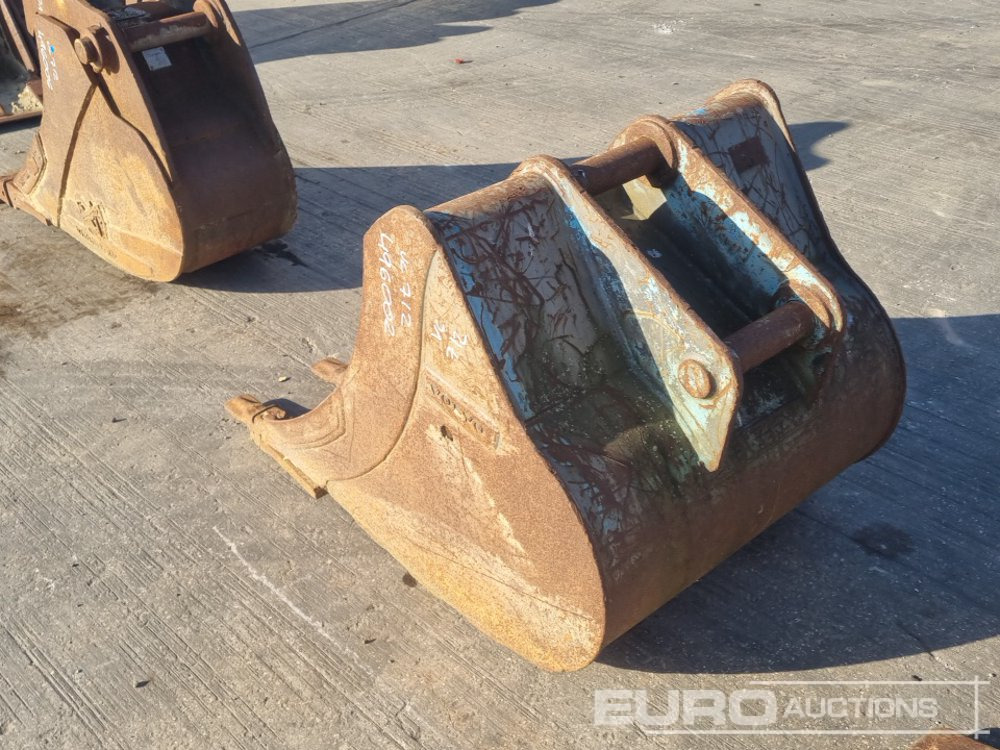 36" Scoop Bucket 65mm Pin to suit 13 Ton Excavator - Godet: photos 3 36" Scoop Bucket 65mm Pin to suit 13 Ton Excavator - Godet: photos 3
