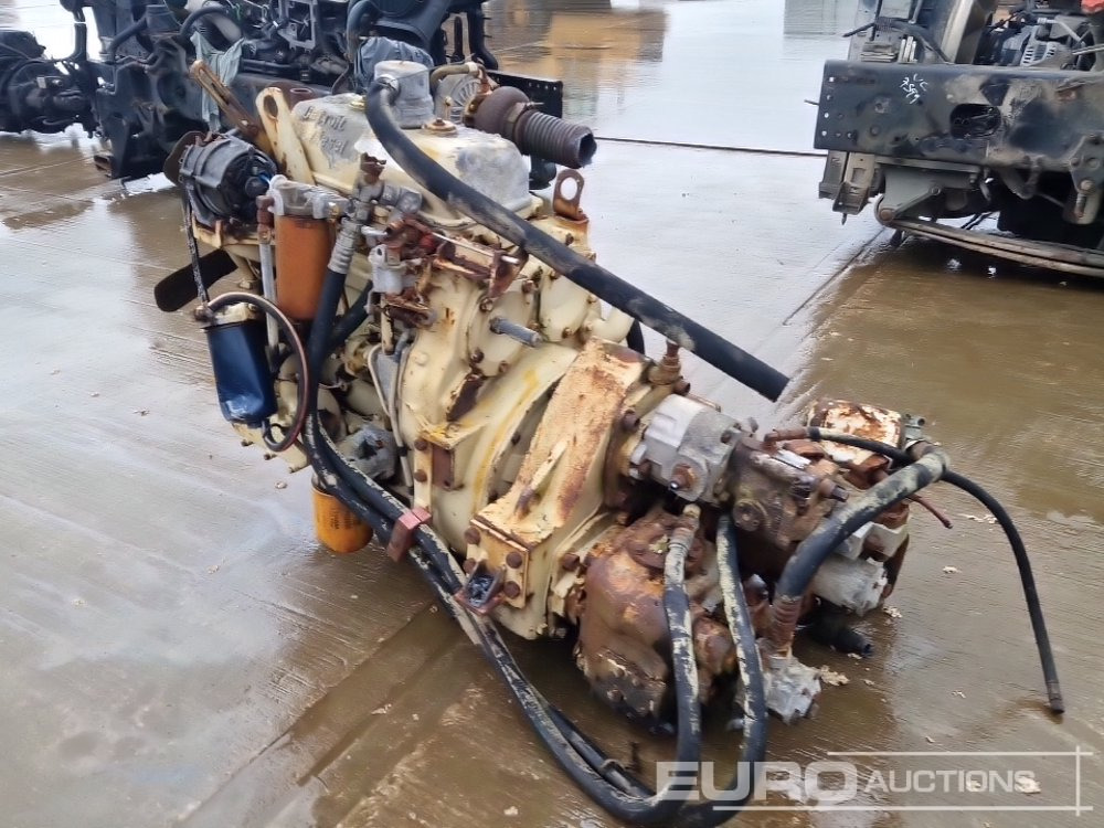 4 Cylinder Engine, Pump - Moteur: photos 3 4 Cylinder Engine, Pump - Moteur: photos 3