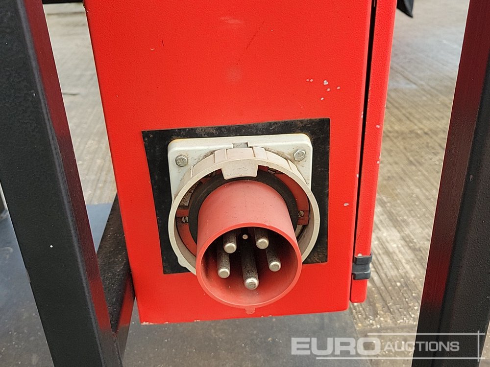 Matériel de chantier 400 Volt Distribution Box: photos 22 Matériel de chantier 400 Volt Distribution Box: photos 22