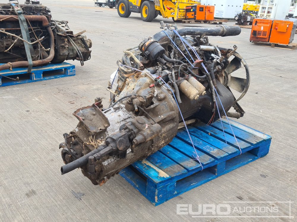 6 Cylinder Engine, Gearbox - Moteur: photos 5 6 Cylinder Engine, Gearbox - Moteur: photos 5