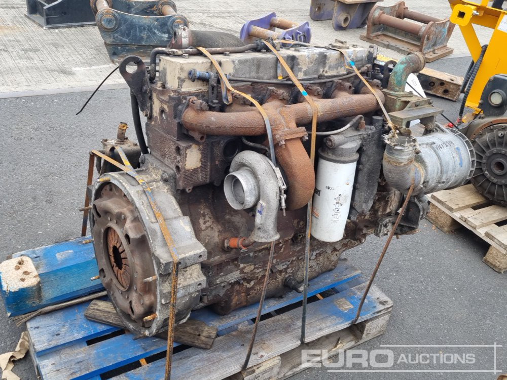 6 Cylinder Engine - Moteur: photos 1 6 Cylinder Engine - Moteur: photos 1