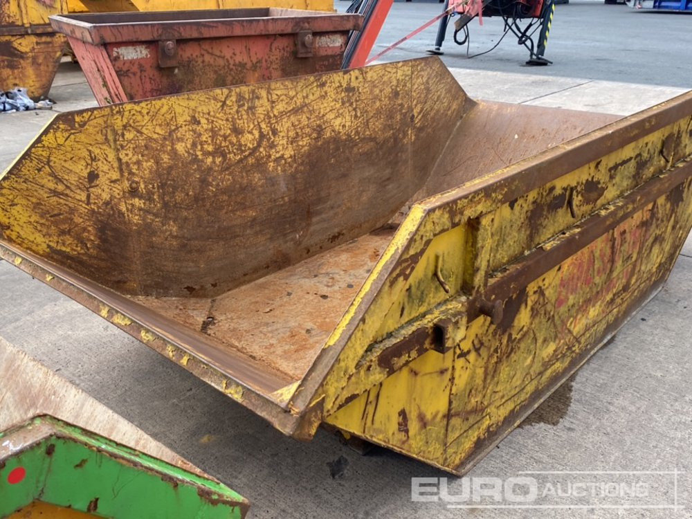 6 Yard Steel Skip to suit Skip Loader Lorry - Benne à chaînes: photos 4 6 Yard Steel Skip to suit Skip Loader Lorry - Benne à chaînes: photos 4