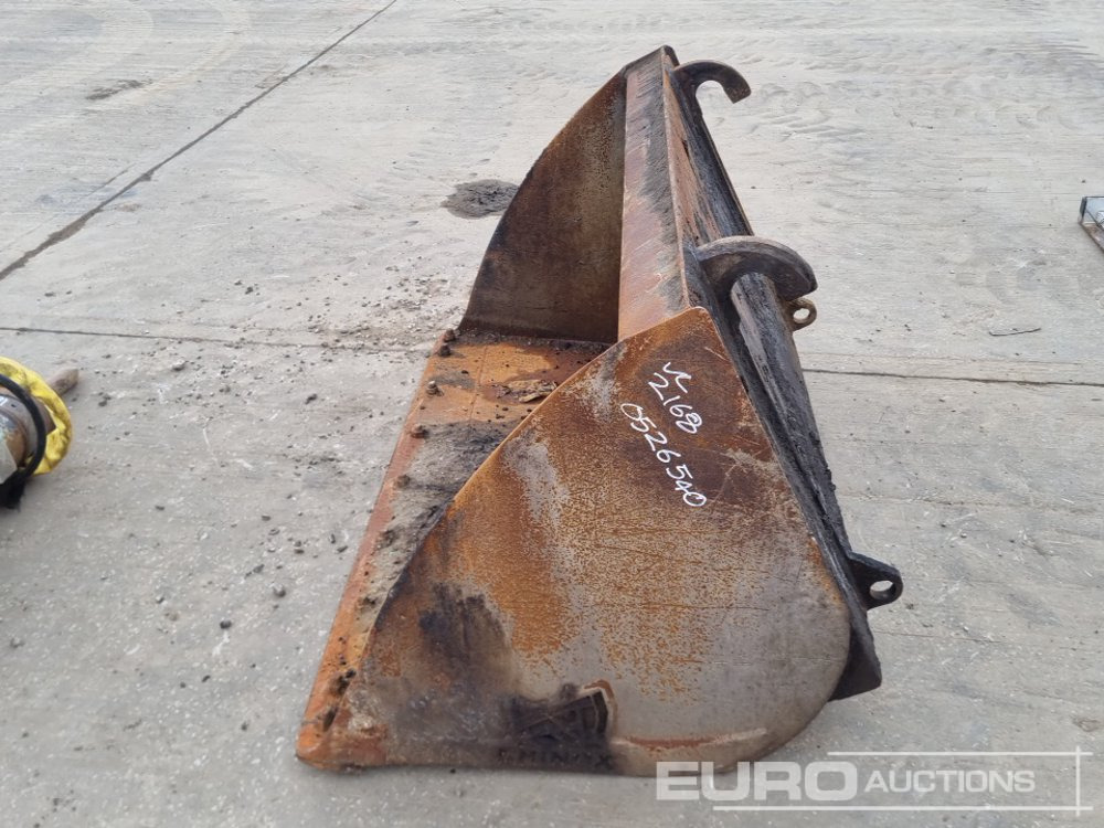 60" Loading Bucket to suit Telehandler - Godet: photos 2 60" Loading Bucket to suit Telehandler - Godet: photos 2