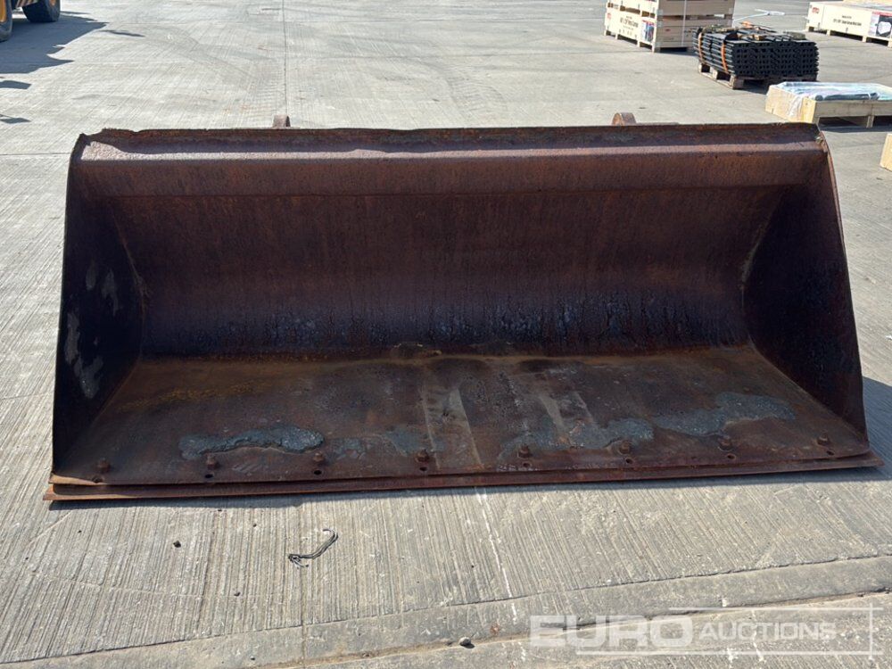 90" Loading Bucket to suit Telehandler - Godet: photos 2 90" Loading Bucket to suit Telehandler - Godet: photos 2