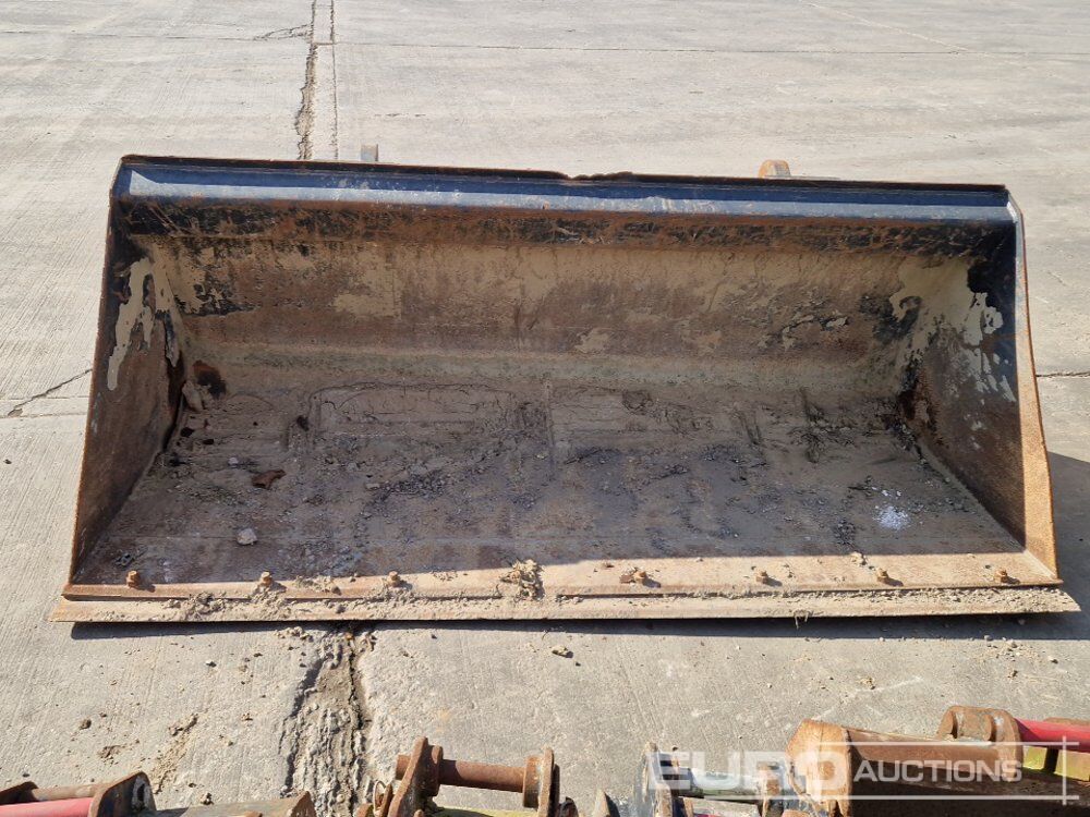 Godet 90" Loading Bucket to suit Telehandler: photos 8 Godet 90" Loading Bucket to suit Telehandler: photos 8