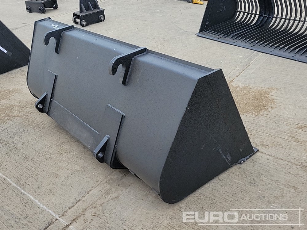 90" Loading Bucket to suit Telehandler - Godet: photos 5 90" Loading Bucket to suit Telehandler - Godet: photos 5