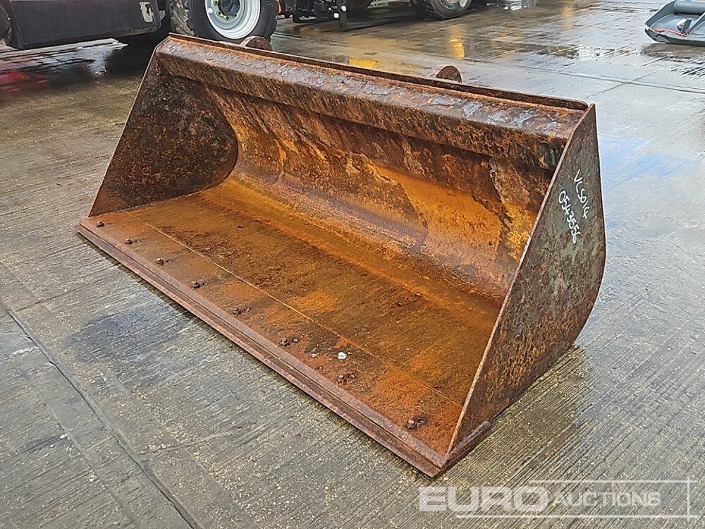 90" Loading Bucket to suit Telehandler - Godet: photos 1 90" Loading Bucket to suit Telehandler - Godet: photos 1
