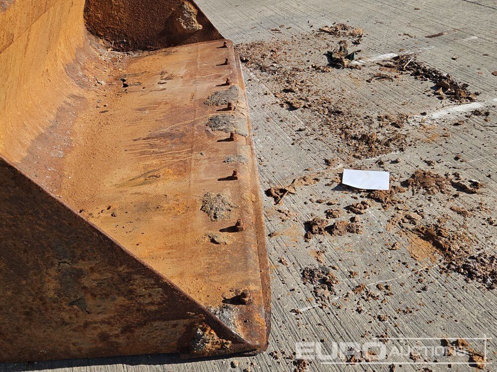 Godet 90" Loading Bucket to suit Telehandler: photos 11