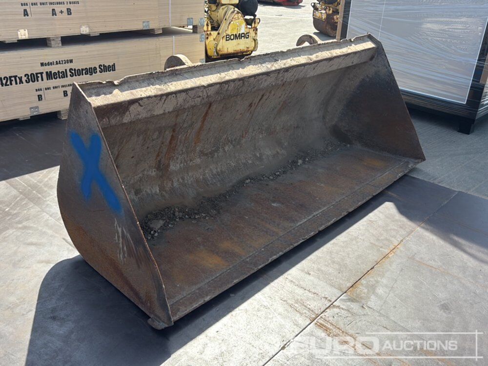 90" Loading Bucket to suit Telehandler - Godet: photos 1 90" Loading Bucket to suit Telehandler - Godet: photos 1