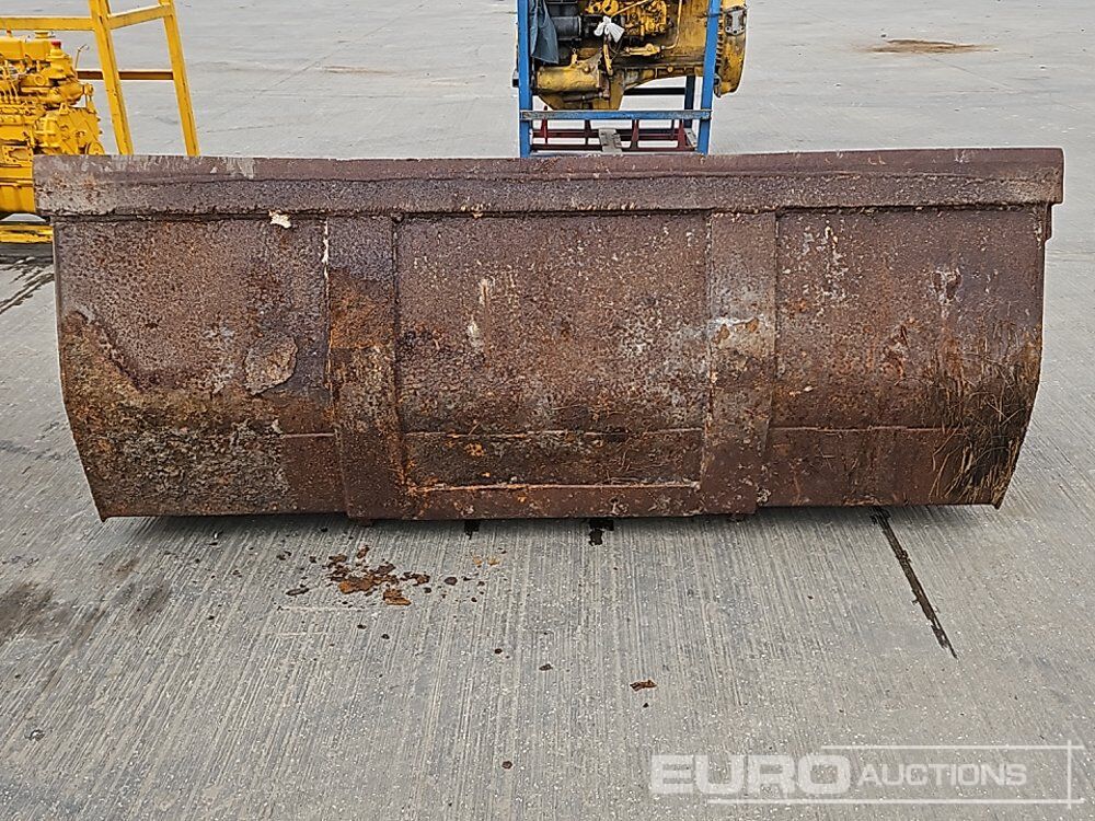 94" Loading Bucket to suit Telehandler - Godet: photos 4 94" Loading Bucket to suit Telehandler - Godet: photos 4