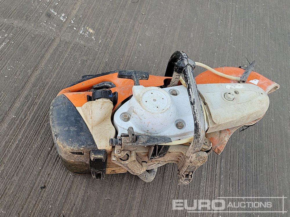 Travaux routiers Belle CSXA01 Petrol Road Saw, Honda Engine, Wacker Neuson BS60-2 Petrol Trench Compactor (2 of), Stihl TS 480i Petrol Quick Cut Saw (2 of): photos 48